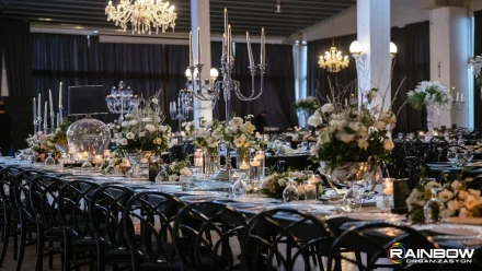Rainbow Bursa organizasyon ekibinin titizlikle hazırladığı, şık ve detaylı bir düğün organizasyonu fotoğrafı.