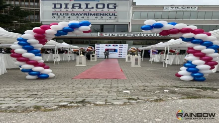 Bursa'daki yeni iş yeri için yapılmış profesyonel açılış süsleme detayları. Rainbow Bursa Organizasyon tarafından